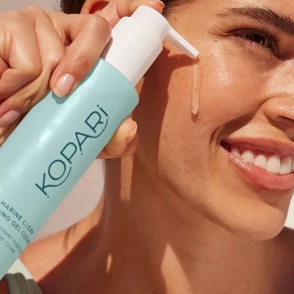 Kopari Marine Clean Purifying Gel Cleanser - Picture 2 of 3